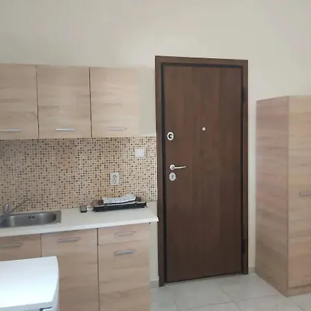 ζ&ζ Studios2 Apartment *