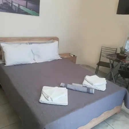 ζ&ζ Studios2 Lejlighed Peraía